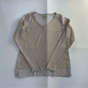 G.H. Bass Women’s V-Neck Sweater M Oatmeal Tan 100% Cotton Classic Knit Preppy